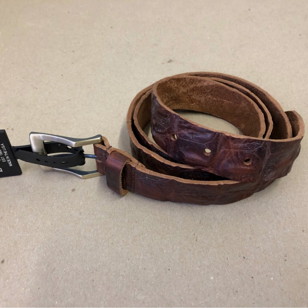 Lejon Croc Embossed Leather Belt Size 40